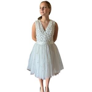 Venus Couture Pearl Embellished, big Tulle skirt Sleeveless gown Dress size 4